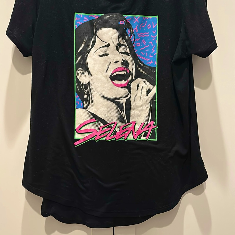 Vintage Selena Shirt!